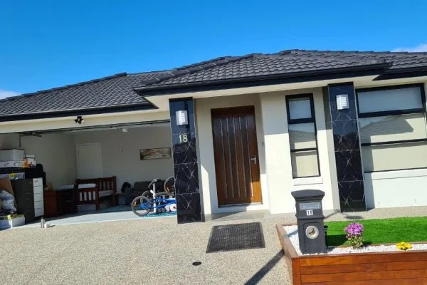 Full-house rendering finish